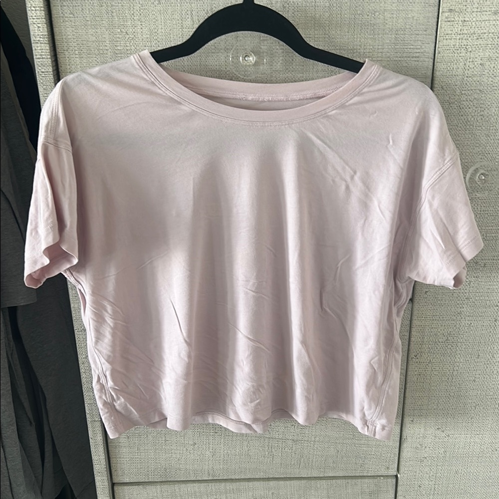 Lululemon cates t-shirt